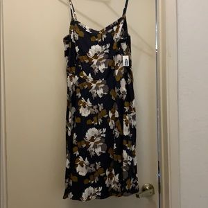 Old Navy dress size L NWT